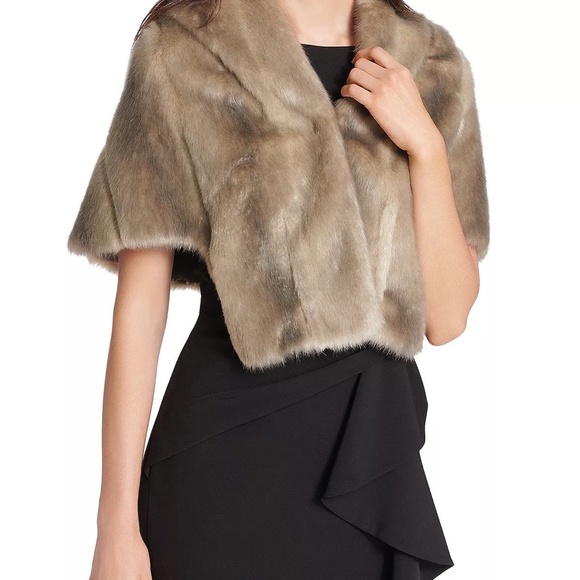 Eliza J Faux Fur Capelet – Size Large – Vintage-Inspired - Picture 3 of 10